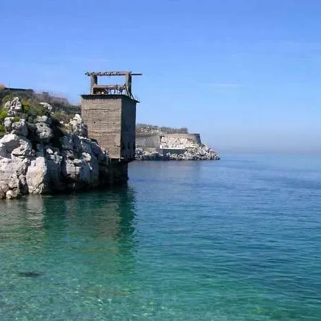 Alta Marea Sorrento בית הארחה מסה לוברנסה